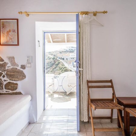 Κymanemi Folegandros Hotel Agali Екстериор снимка